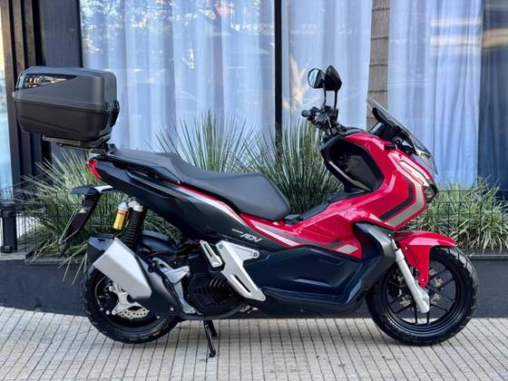 HONDA ADV 