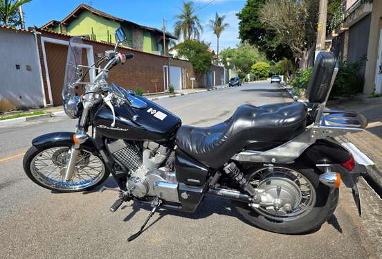 HONDA-SHADOW 750-2012
