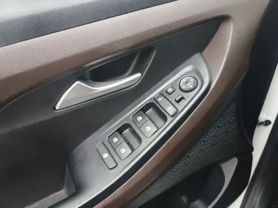 HYUNDAI-CRETA-2022