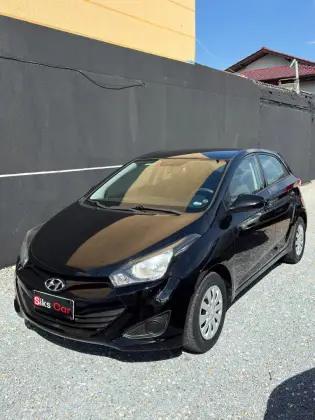 HYUNDAI HB20 1.0 COMFORT 12V FLEX 4P MANUAL HYUNDAI HB20 1.0 COMFORT 12V FLEX 4P MANUAL