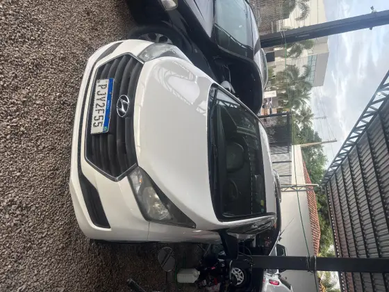 HYUNDAI HB20 1.0 COMFORT PLUS 12V FLEX 4P MANUAL HYUNDAI HB20 1.0 COMFORT PLUS 12V FLEX 4P MANUAL