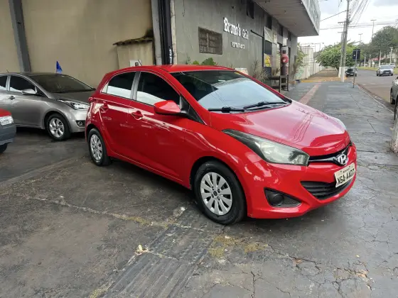 HYUNDAI HB20 1.6 COMFORT 16V FLEX 4P MANUAL HYUNDAI HB20 1.6 COMFORT 16V FLEX 4P MANUAL