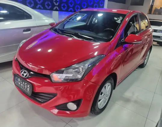 HYUNDAI HB20 1.6 COMFORT PLUS 16V FLEX 4P MANUAL HYUNDAI HB20 1.6 COMFORT PLUS 16V FLEX 4P MANUAL
