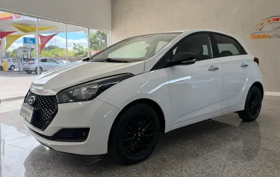 HYUNDAI HB20 1.6 R SPEC 16V FLEX 4P AUTOMÁTICO HYUNDAI HB20 1.6 R SPEC 16V FLEX 4P AUTOMÁTICO