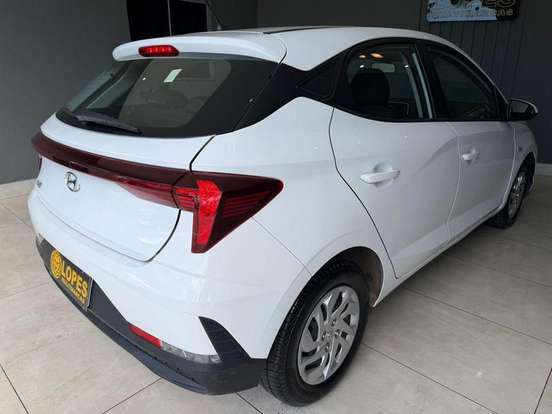 HYUNDAI-HB20-2023