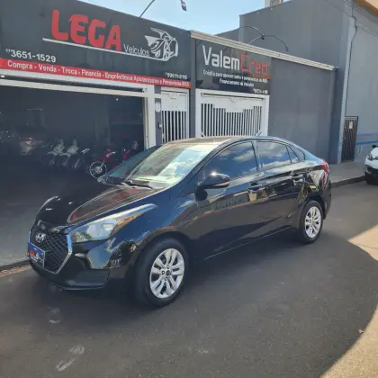 HYUNDAI HB20S 1.0 COMFORT PLUS 12V FLEX 4P MANUAL
