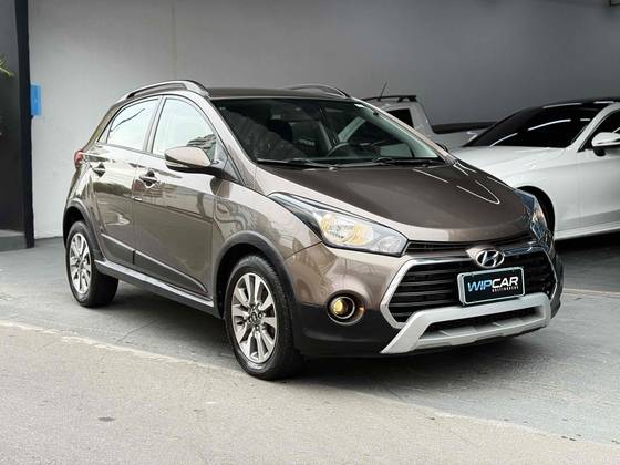 HYUNDAI HB20X 1.6 16V STYLE FLEX 4P MANUAL