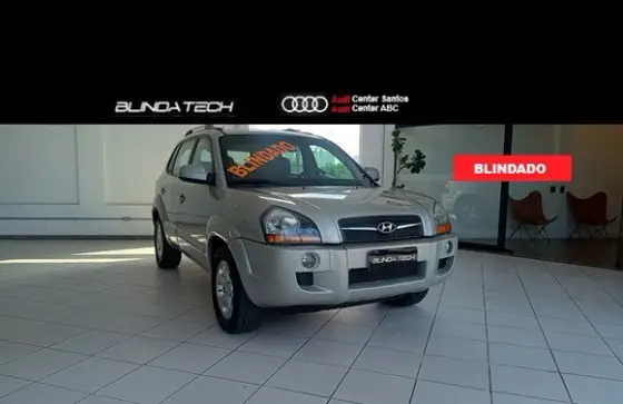 HYUNDAI TUCSON 2.0 MPFI GLS 16V 143CV 2WD GASOLINA 4P AUTOMÁTICO HYUNDAI TUCSON 2.0 MPFI GLS 16V 143CV 2WD GASOLINA 4P AUTOMÁTICO