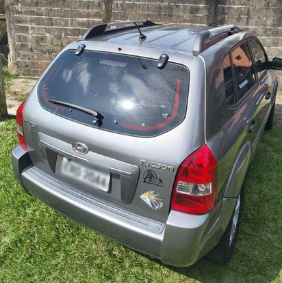 HYUNDAI-TUCSON-2010
