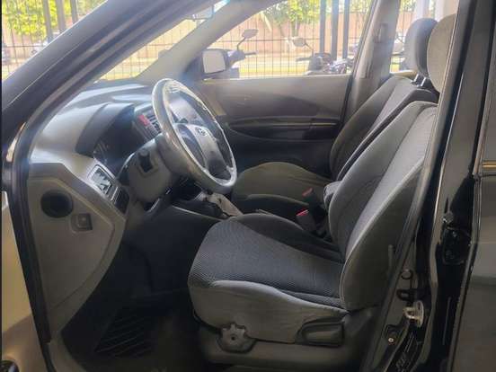HYUNDAI-TUCSON-2.0 MPFI GLS 16V 143CV 2WD GASOLINA 4P AUTOMÁTICO HYUNDAI-TUCSON-2008