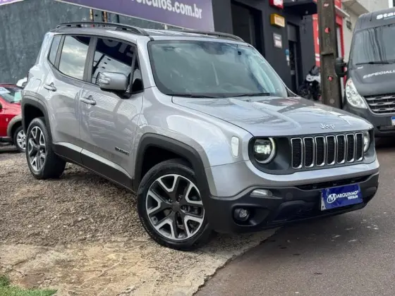 JEEP RENEGADE 2.0 16V TURBO DIESEL LONGITUDE 4P 4X4 AUTOMÁTICO JEEP RENEGADE 2.0 16V TURBO DIESEL LONGITUDE 4P 4X4 AUTOMÁTICO
