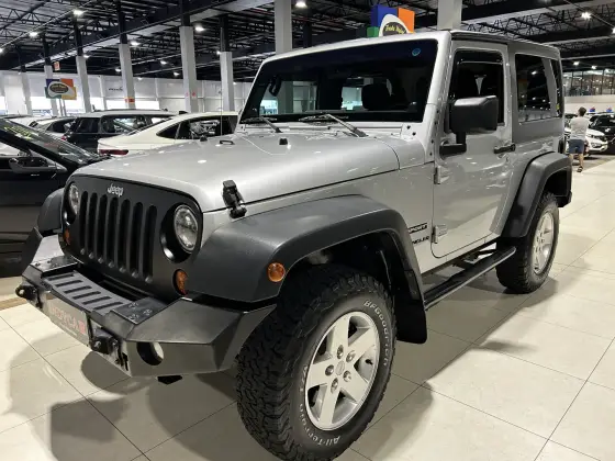 JEEP WRANGLER 3.6 SPORT 4X4 V6 24V GASOLINA 2P AUTOMÁTICO