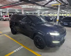 JEEP COMMANDER 2.0 HURRICANE 4 TURBO GASOLINA BLACKHAWK AT9 JEEP COMMANDER 2.0 HURRICANE 4 TURBO GASOLINA BLACKHAWK AT9