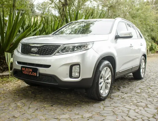 KIA SORENTO 2.4 S.263 4X2 16V GASOLINA 4P AUTOMÁTICO