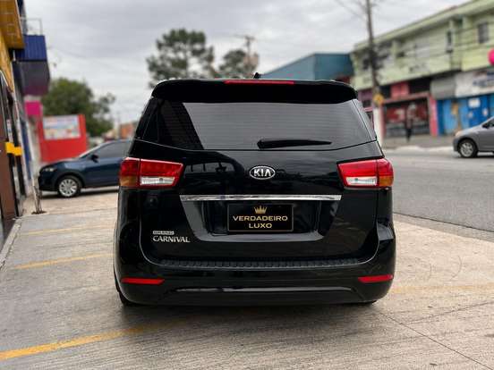 KIA-CARNIVAL-3.3 EX V6 24V GASOLINA 4P AUTOMATICO KIA-CARNIVAL-2015