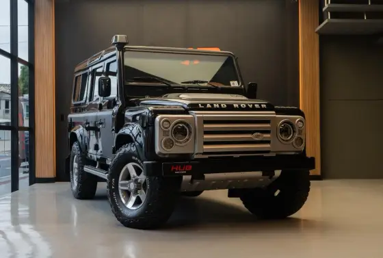 LAND ROVER DEFENDER 2.4 LIMITED EDITION 110 SVX 4X4 TURBO DIESEL 4P MANUAL