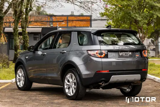 LAND ROVER-DISCOVERY SPORT-2019