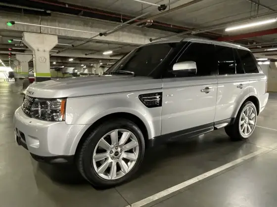 LAND ROVER RANGE ROVER SPORT 3.0 SE 4X4 V6 24V BITURBO DIESEL 4P AUTOMÁTICO LAND ROVER RANGE ROVER SPORT 3.0 SE 4X4 V6 24V BITURBO DIESEL 4P AUTOMÁTICO