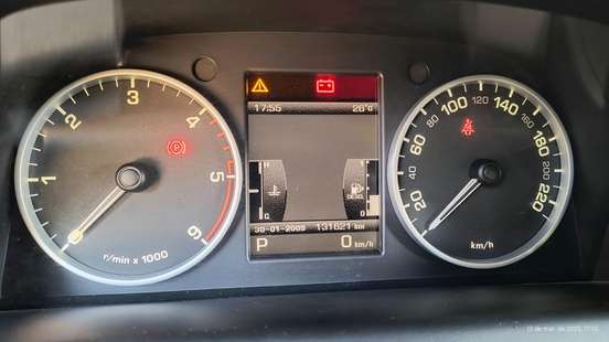 LAND ROVER-DISCOVERY 4-2010