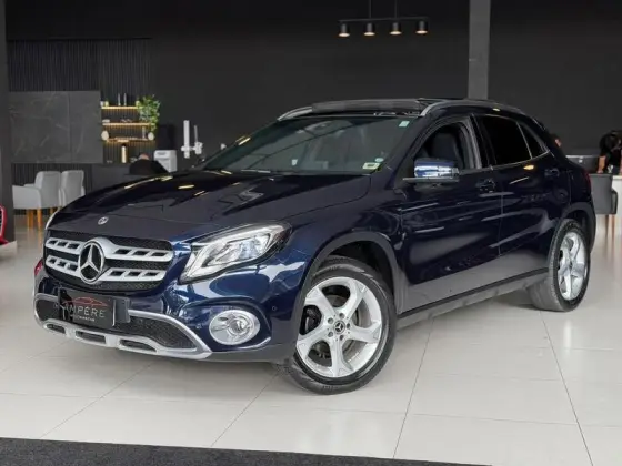MERCEDES-BENZ GLA 200 1.6 CGI FLEX ENDURO 7G-DCT MERCEDES-BENZ GLA 200 1.6 CGI FLEX ENDURO 7G-DCT