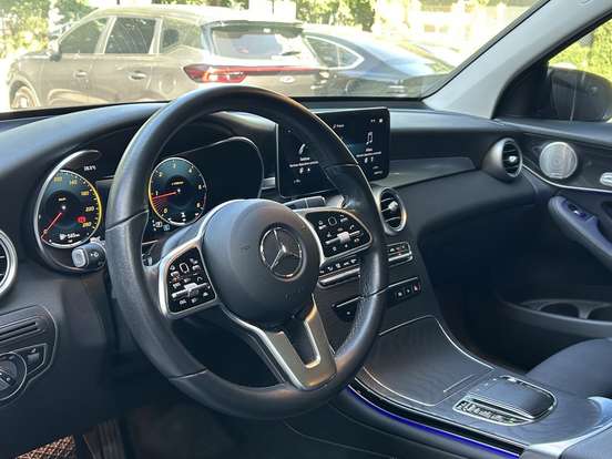 MERCEDES-BENZ-GLC 220d-2021