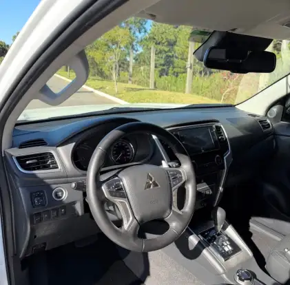 MITSUBISHI-L200 TRITON-2025
