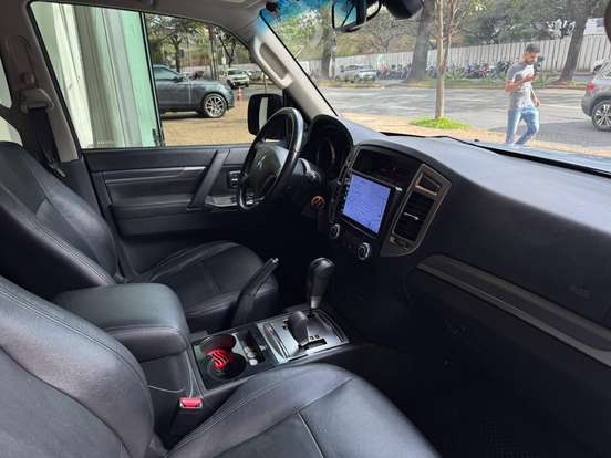 MITSUBISHI-PAJERO FULL-3.8 HPE 4X4 V6 24V GASOLINA 4P AUTOMÁTICO MITSUBISHI-PAJERO FULL-2014