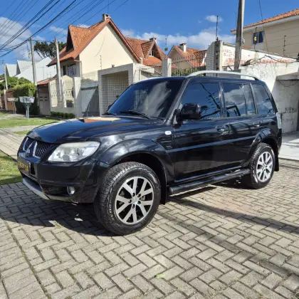 MITSUBISHI PAJERO TR4 2.0 4X4 16V 140CV FLEX 4P AUTOMÁTICO