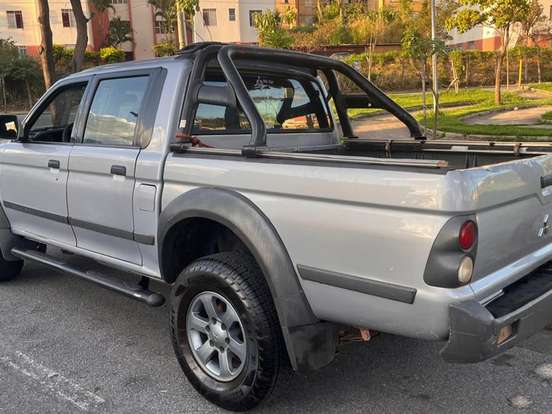 MITSUBISHI-L200-2.5 GL 4X4 CD 8V TURBO DIESEL 4P MANUAL MITSUBISHI-L200-2011