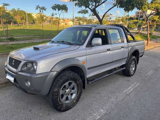 MITSUBISHI-L200-2.5 GL 4X4 CD 8V TURBO DIESEL 4P MANUAL MITSUBISHI-L200-2011