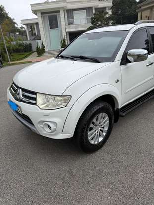 MITSUBISHI-PAJERO DAKAR-3.2 HPE 4X4 7 LUGARES 16V TURBO INTERCOOLER DIESEL 4P AUTOMÁTICO MITSUBISHI-PAJERO DAKAR-2014