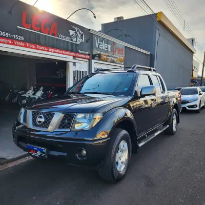 NISSAN FRONTIER 2.5 LE 4X4 CD TURBO ELETRONIC DIESEL 4P MANUAL NISSAN FRONTIER 2.5 LE 4X4 CD TURBO ELETRONIC DIESEL 4P MANUAL