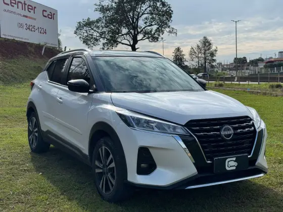 NISSAN KICKS 1.6 16V FLEXSTART ADVANCE XTRONIC