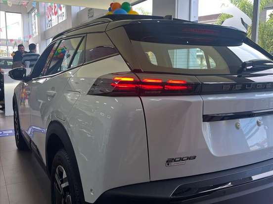 PEUGEOT-2008-1.0 TURBO 200 HYBRID GT CVT PEUGEOT-2008-2026