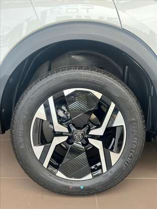 PEUGEOT-2008-2026