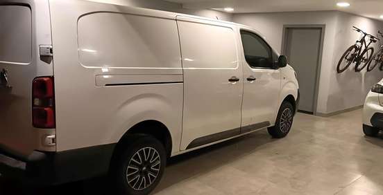 PEUGEOT-EXPERT-2023