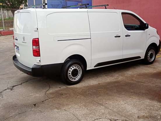 PEUGEOT-EXPERT-1.5 BLUEHDI DIESEL CARGO MANUAL PEUGEOT-EXPERT-2023