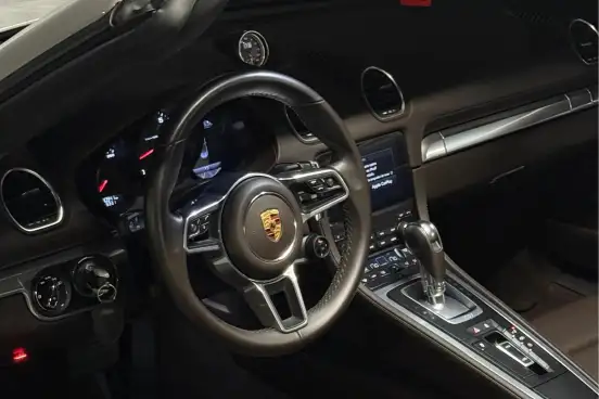 PORSCHE-718-2023