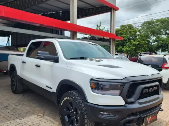 RAM-1500-5.7 V8 GASOLINA REBEL CD 4X4 AUTOMÁTICO RAM-1500-2023