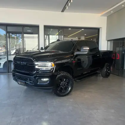 RAM 2500 6.7 I6 TURBO DIESEL LARAMIE NIGHT EDITION CD 4X4 AUTOMÁTICO