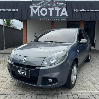 RENAULT SANDERO 1.6 EXPRESSION 8V FLEX 4P MANUAL RENAULT SANDERO 1.6 EXPRESSION 8V FLEX 4P MANUAL
