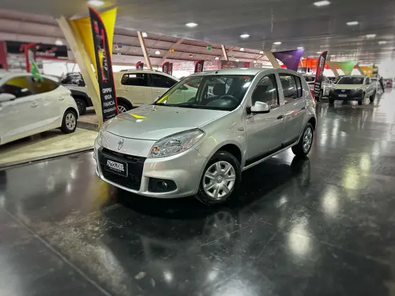 RENAULT SANDERO 1.6 EXPRESSION 8V FLEX 4P MANUAL RENAULT SANDERO 1.6 EXPRESSION 8V FLEX 4P MANUAL