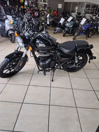 ROYAL ENFIELD METEOR 350 FIREBALL 