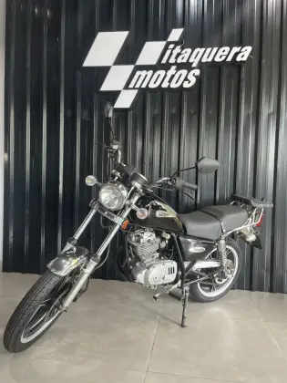 SUZUKI INTRUDER 125 