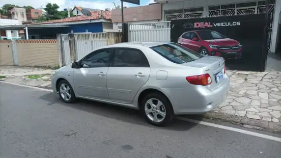 TOYOTA-COROLLA-2010
