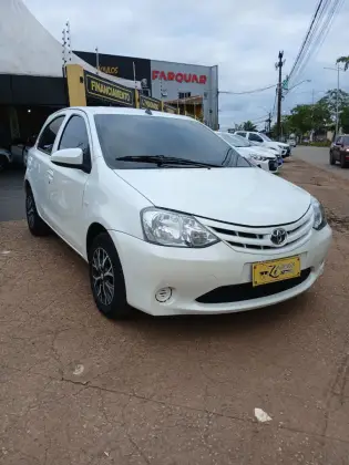 TOYOTA ETIOS 1.3 X 16V FLEX 4P MANUAL TOYOTA ETIOS 1.3 X 16V FLEX 4P MANUAL