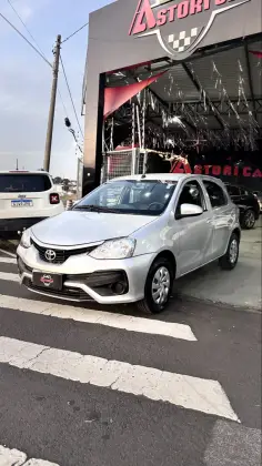 TOYOTA ETIOS 1.3 X 16V FLEX 4P MANUAL TOYOTA ETIOS 1.3 X 16V FLEX 4P MANUAL