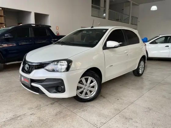 TOYOTA ETIOS 1.5 X PLUS 16V FLEX 4P MANUAL TOYOTA ETIOS 1.5 X PLUS 16V FLEX 4P MANUAL