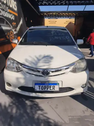 TOYOTA ETIOS 1.5 XLS 16V FLEX 4P MANUAL TOYOTA ETIOS 1.5 XLS 16V FLEX 4P MANUAL