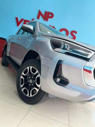 TOYOTA-HILUX-2026